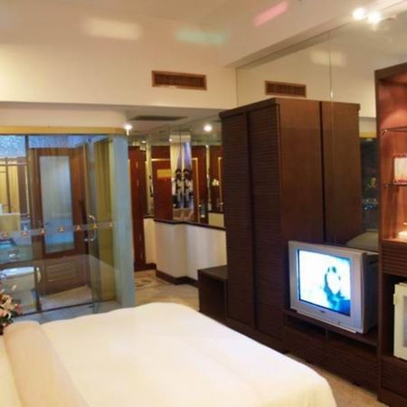 Chang An Good World Hotel Zhuhai Exterior photo